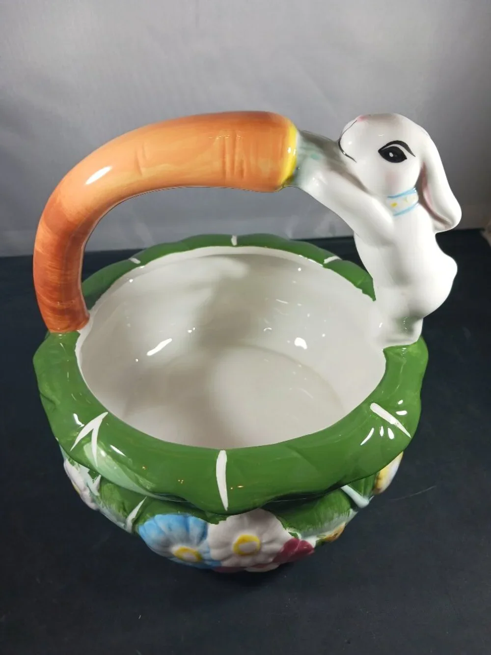 Ceramic Decorative Rabbit Easter Basket 7in x 6in